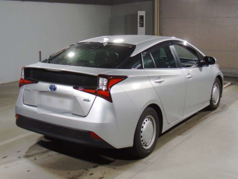 2022 Toyota Prius ZVW51[1]