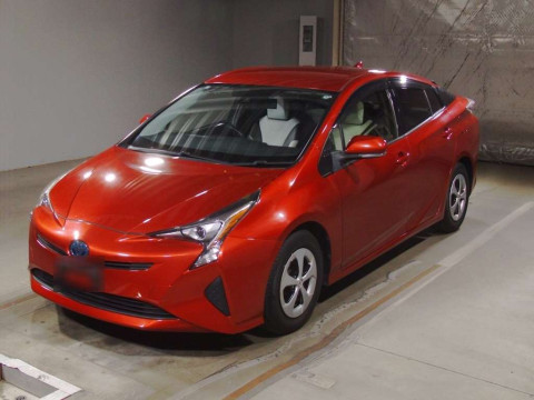 2016 Toyota Prius ZVW50[0]