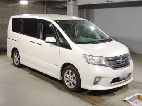 2013 Nissan Serena HFC26[2]