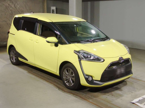 2016 Toyota Sienta NSP170G[2]