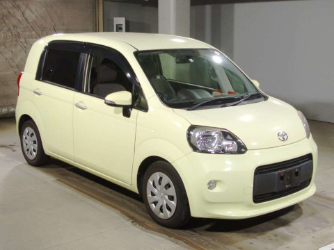 2013 Toyota Porte NCP141[2]