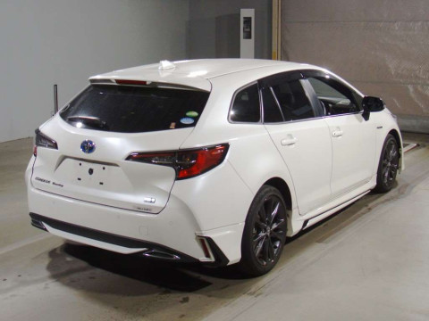 2020 Toyota Corolla Touring Wagon ZWE211W[1]