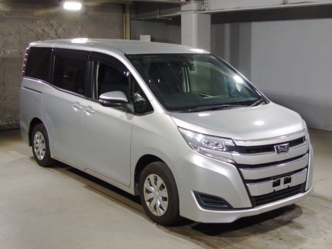 2018 Toyota Noah ZRR80G[2]