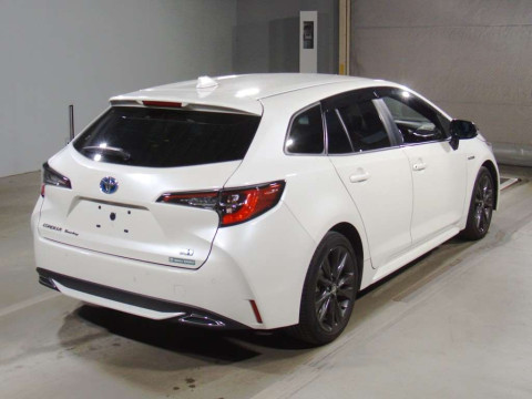 2020 Toyota Corolla Touring Wagon ZWE211W[1]