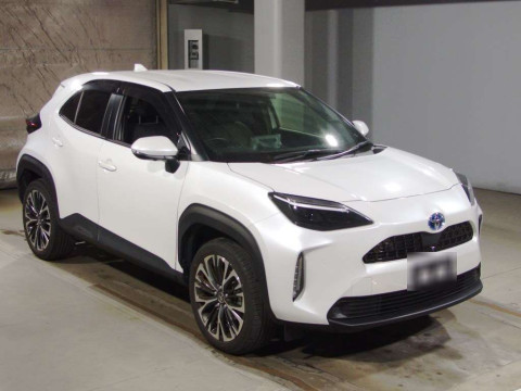 2022 Toyota YARIS CROSS MXPJ10[2]