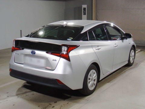 2019 Toyota Prius ZVW51[1]