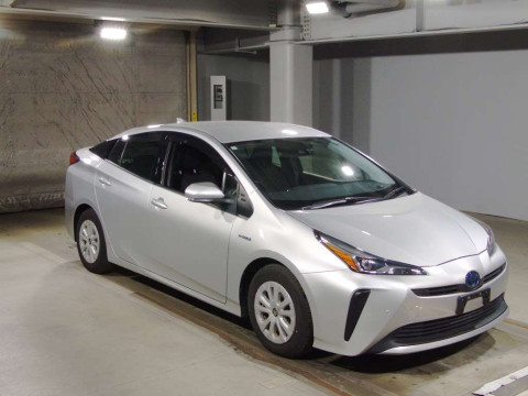 2019 Toyota Prius ZVW51[2]