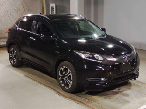 2016 Honda VEZEL RU3[2]