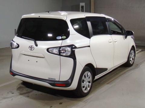 2016 Toyota Sienta NSP170G[1]