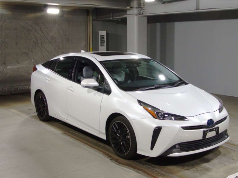 2021 Toyota Prius ZVW51[2]