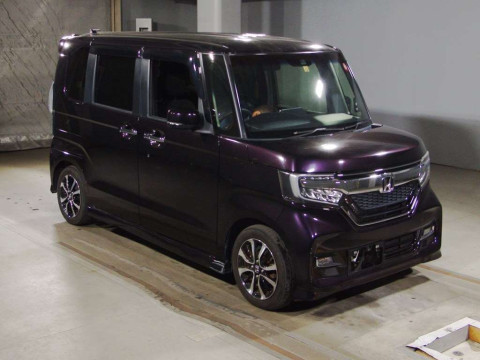 2017 Honda N-BOX CUSTOM JF3[2]