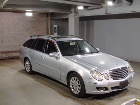 2010 Mercedes Benz E-Class  Station Wagon 211254C[2]