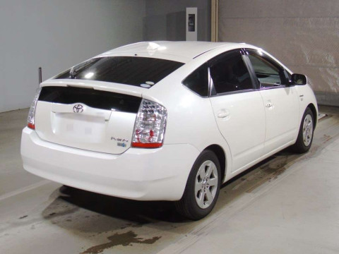 2009 Toyota Prius NHW20[1]