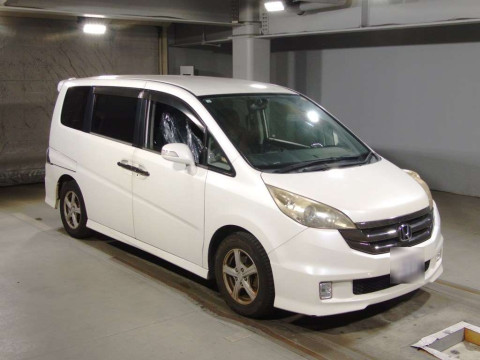 2008 Honda Step WGN RG1[2]