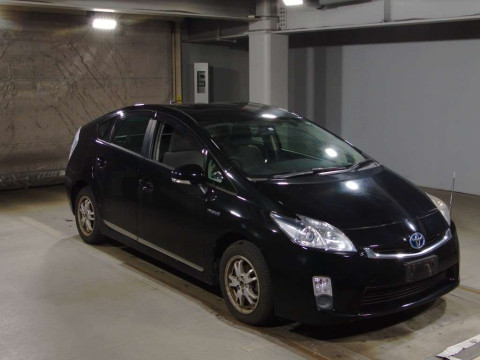 2010 Toyota Prius ZVW30[2]