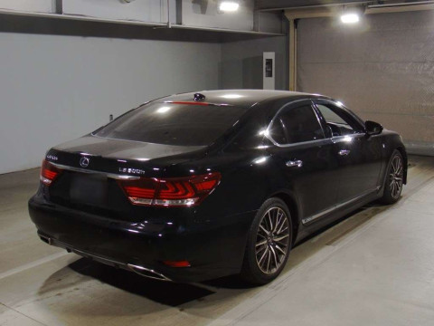 2015 Lexus LS UVF45[1]