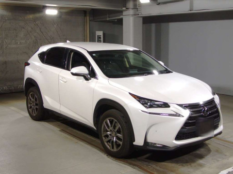 2016 Lexus NX AGZ10[2]