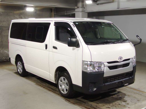 2020 Toyota Hiace Van GDH201V[2]