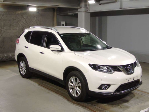 2015 Nissan X-Trail NT32[2]