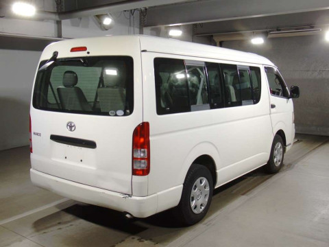 2005 Toyota Hiace Wagon TRH214W[1]