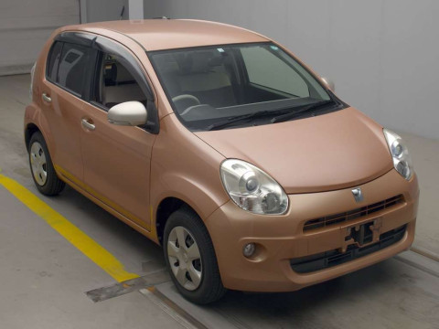 2012 Toyota Passo KGC30[2]