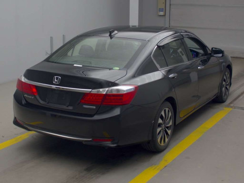 2016 Honda Accord Hybrid CR6[1]