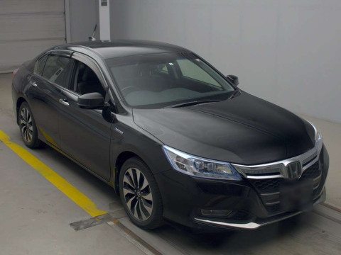 2016 Honda Accord Hybrid CR6[2]