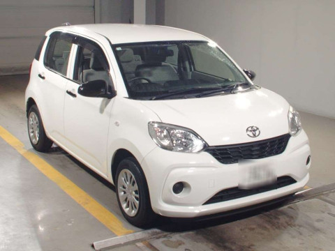 2016 Toyota Passo M700A[2]