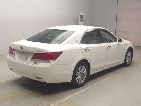 2015 Toyota Crown Hybrid AWS210[1]