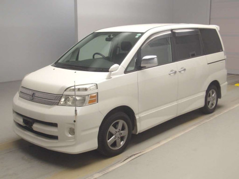 2006 Toyota Voxy AZR60G[0]