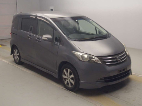 2010 Honda Freed GB3[2]