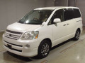 2006 Toyota Noah