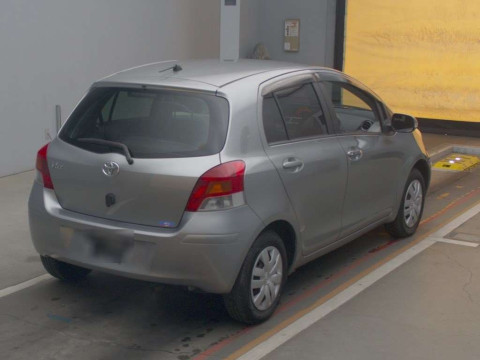 2010 Toyota Vitz SCP90[1]