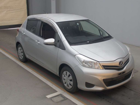 2012 Toyota Vitz KSP130[2]