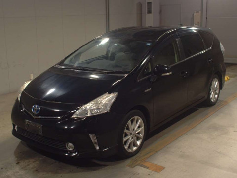 2013 Toyota Prius alpha ZVW41W[0]