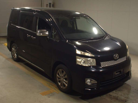 2012 Toyota Voxy ZRR70W[2]