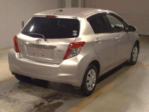 2012 Toyota Vitz NSP130[1]