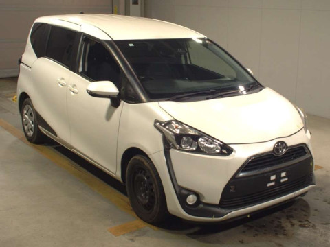 2016 Toyota Sienta NSP170G[2]