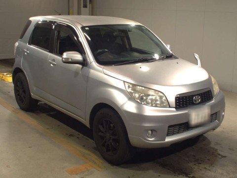 2010 Toyota Rush J200E[2]