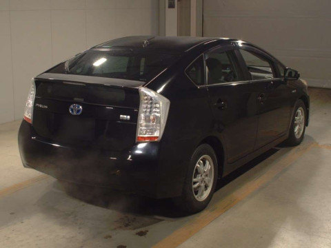 2010 Toyota Prius ZVW30[1]