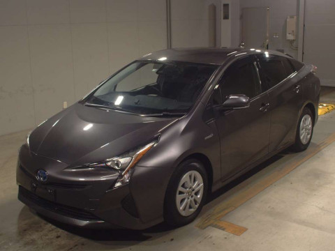 2017 Toyota Prius ZVW50[0]