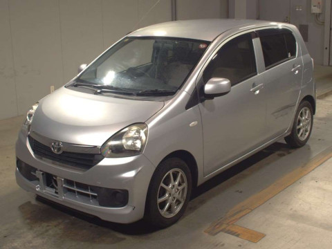 2014 Toyota Pixis Epoch LA300A[0]