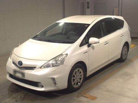 2014 Toyota Prius alpha ZVW41W[0]