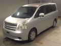 2010 Toyota Noah