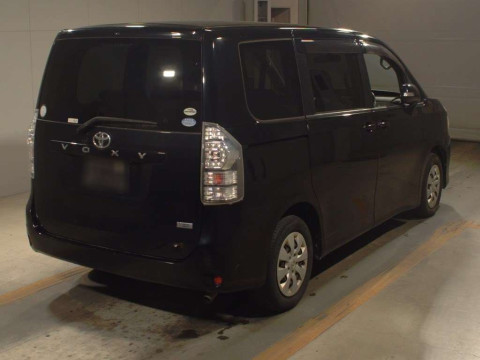 2010 Toyota Voxy ZRR70G[1]