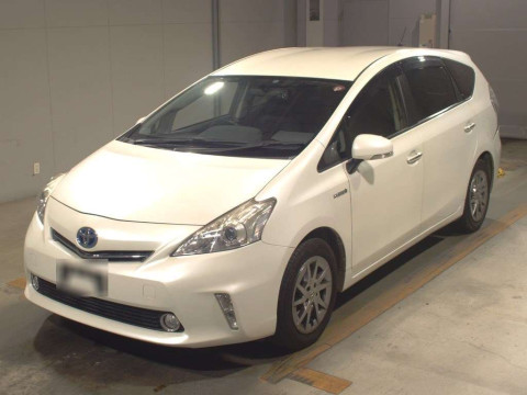 2014 Toyota Prius alpha ZVW40W[0]