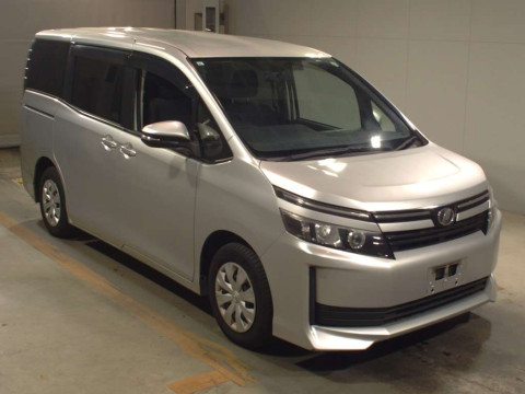 2015 Toyota Voxy ZRR80G[2]