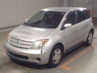 2002 Toyota IST