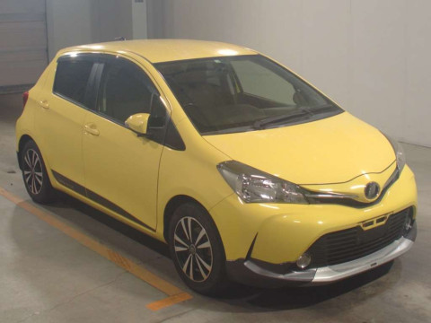 2014 Toyota Vitz NSP130[2]