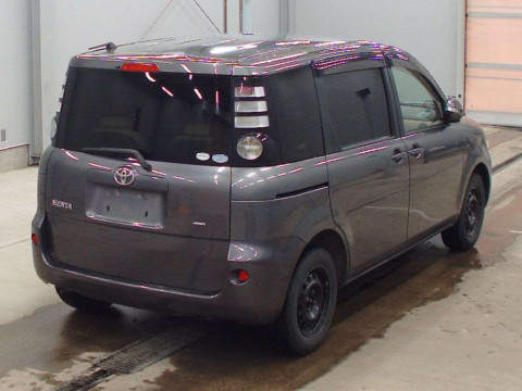 2007 Toyota Sienta NCP85G[1]